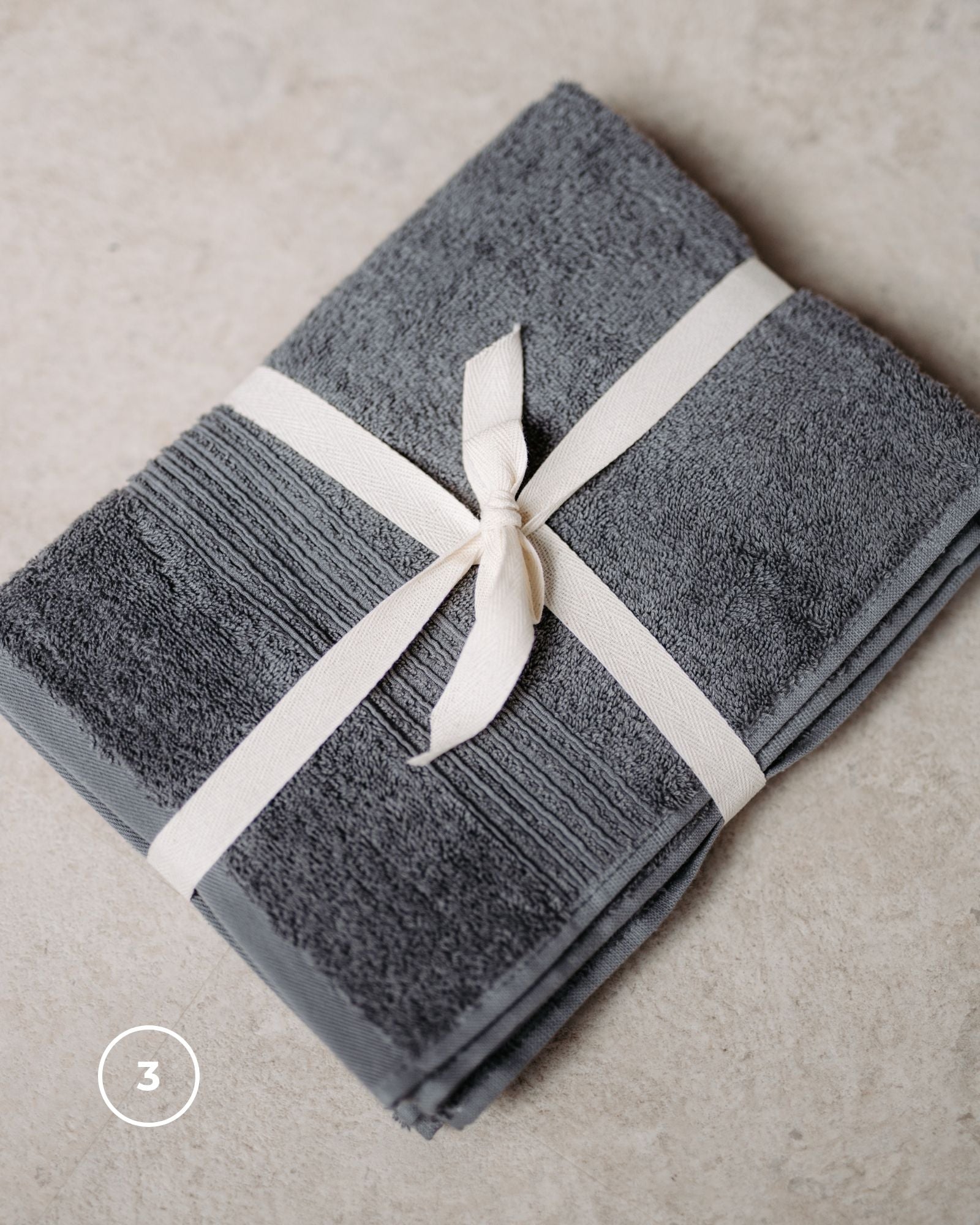 Bundle Spa Erlebnis ELA Dunkelgrau Handtuch