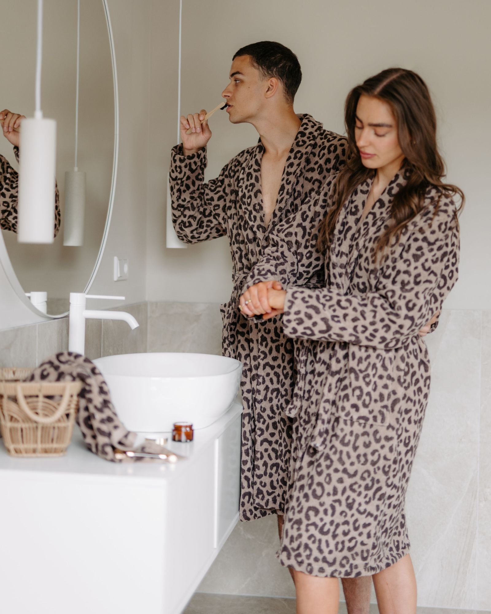 Nehle - 175 cm - S/M | Devin - 192 cm - L/XL