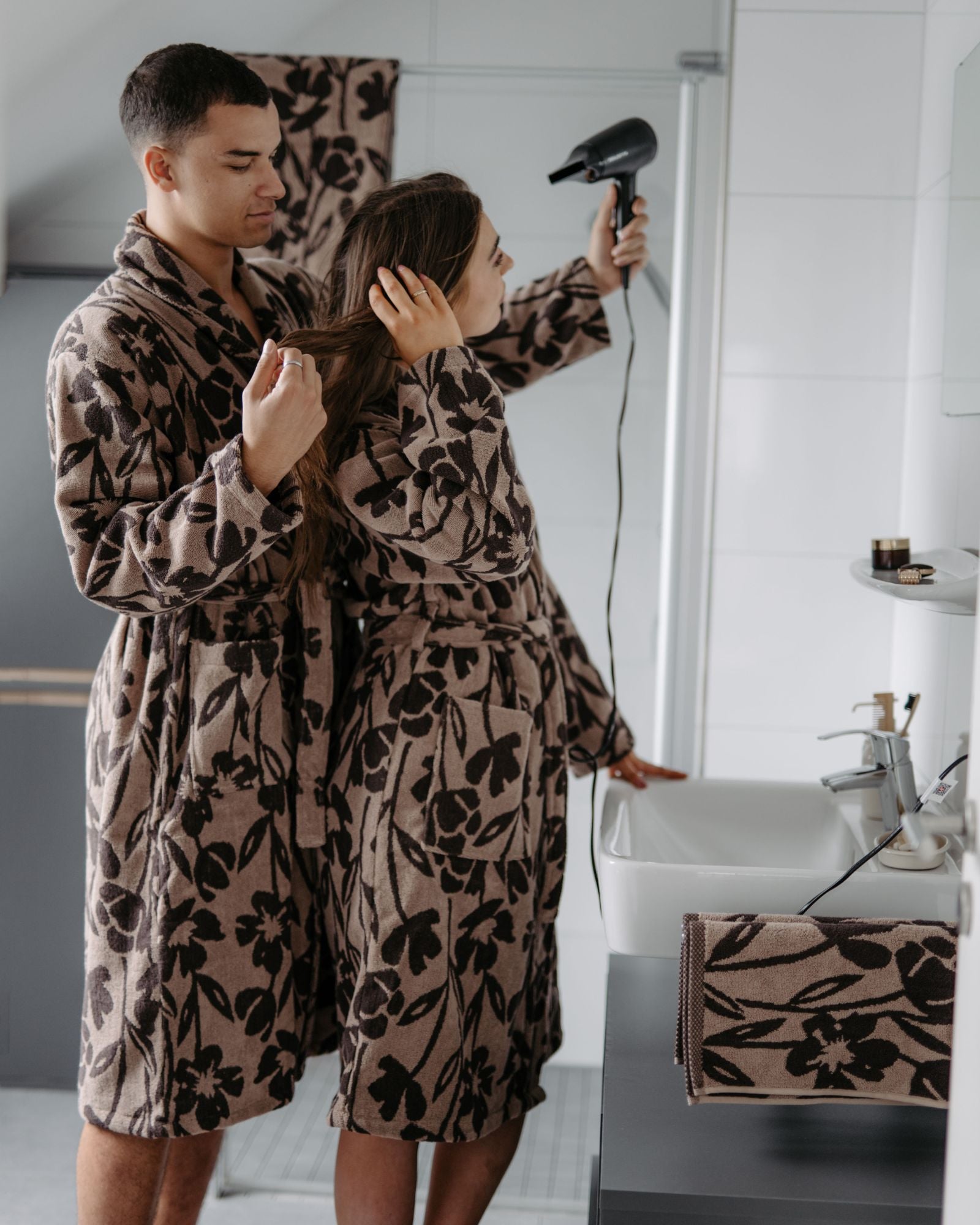 Nehle - 175 cm - S/M | Devin - 192 cm - L/XL