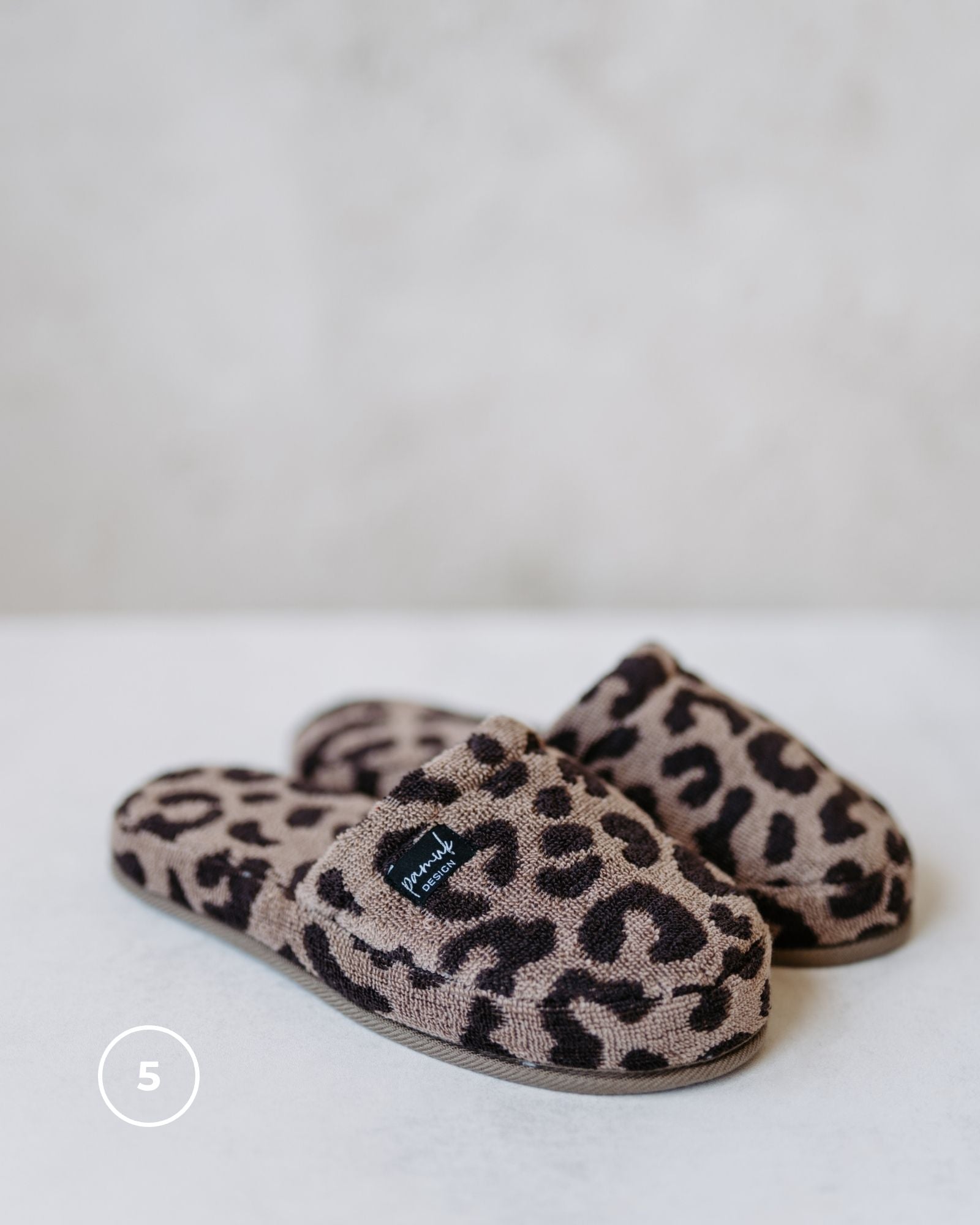 Bundle Spa Erlebnis LEO Beige-Braun Slipper